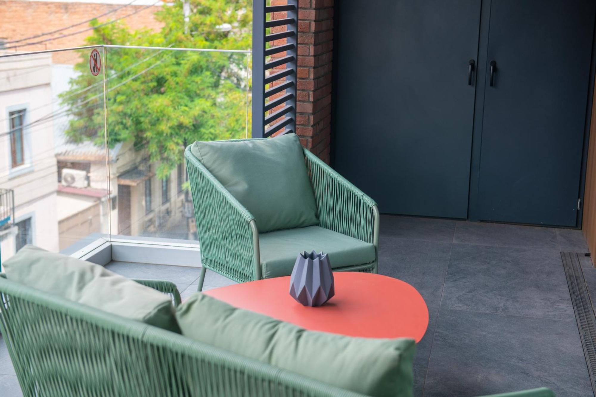 Qstay Gratus Tiflis Exterior foto